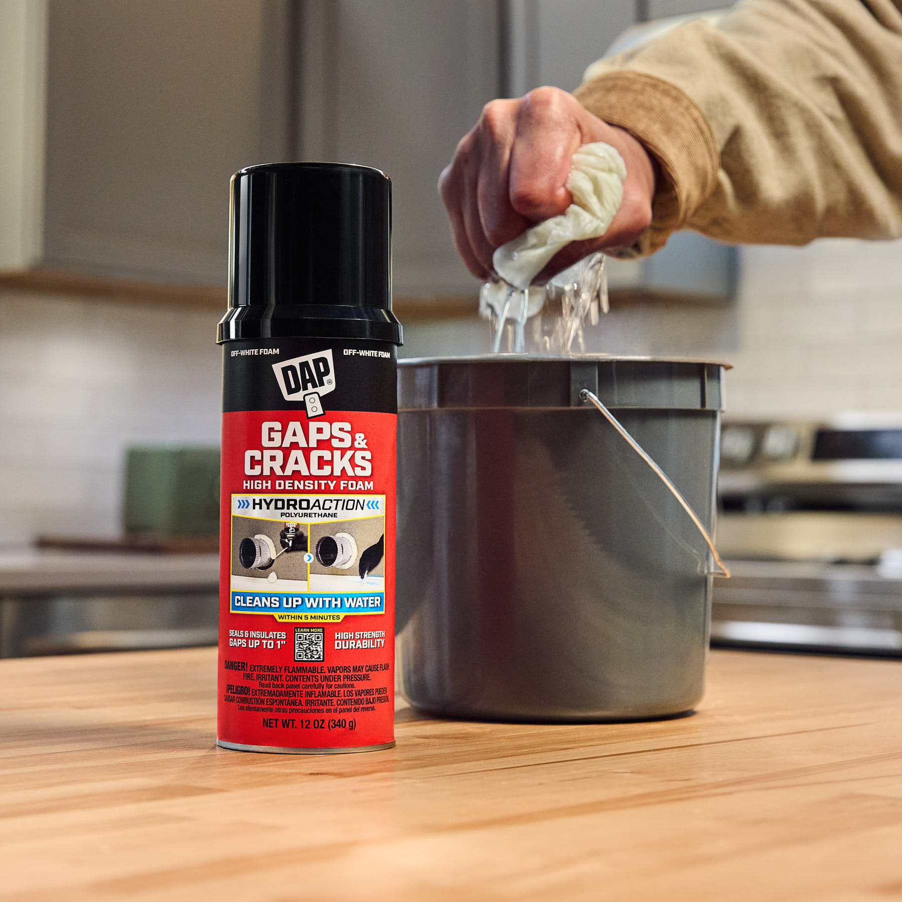dap_gapscracks_20ozcan_envshot_cleanupnoglove_00085_6x6